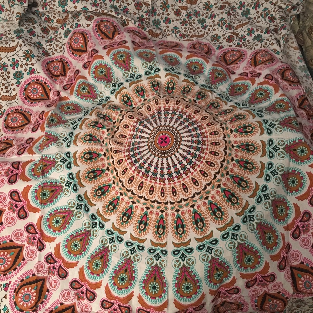 NWOT Wall Tapestry